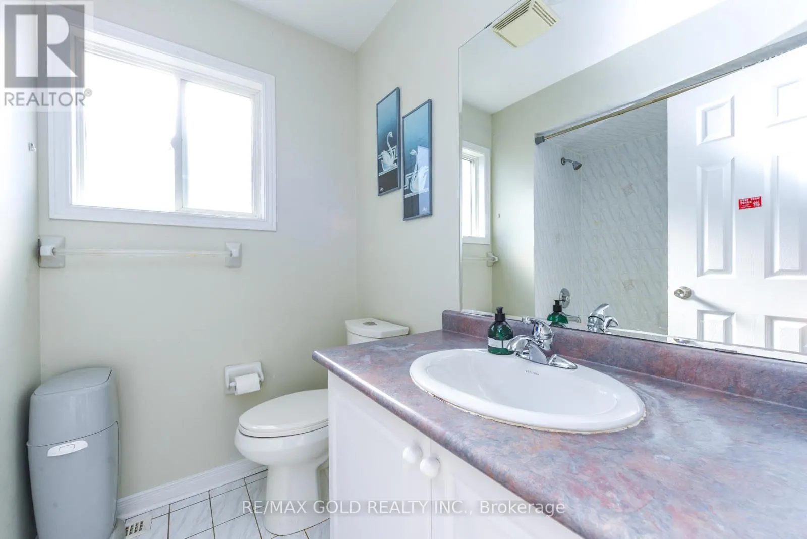 124 STARHILL CRESCENT