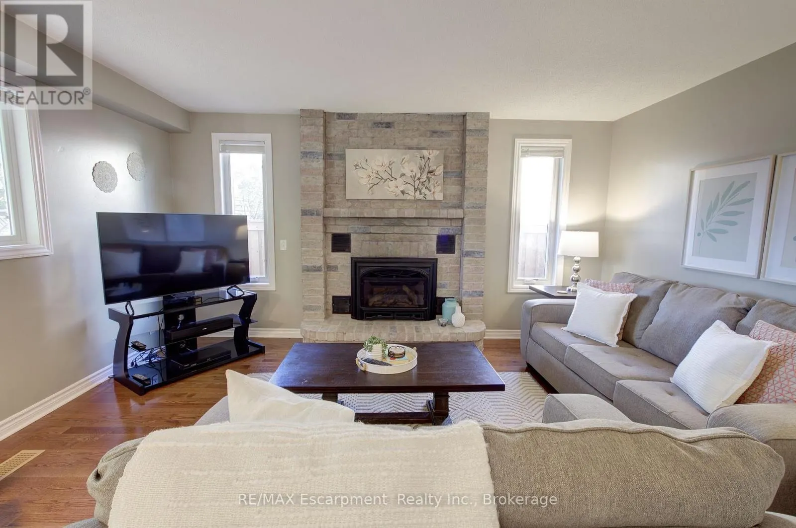 3415 BRISTOL DRIVE