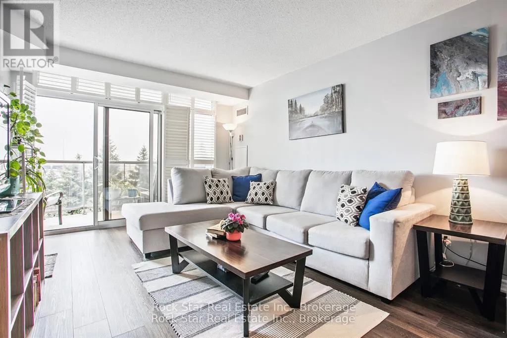 408 - 35 KINGSBRIDGE GARDEN CIRCLE, #408