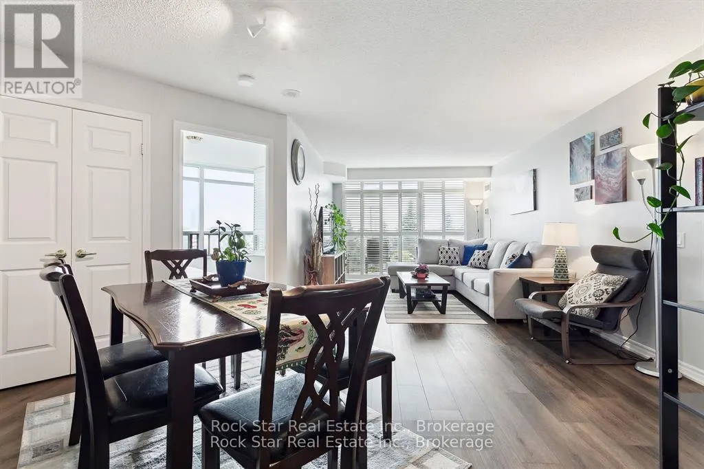 408 - 35 KINGSBRIDGE GARDEN CIRCLE, #408