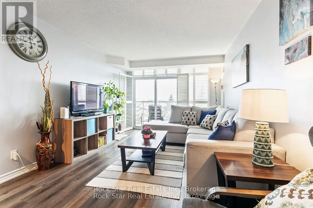 408 - 35 KINGSBRIDGE GARDEN CIRCLE, #408