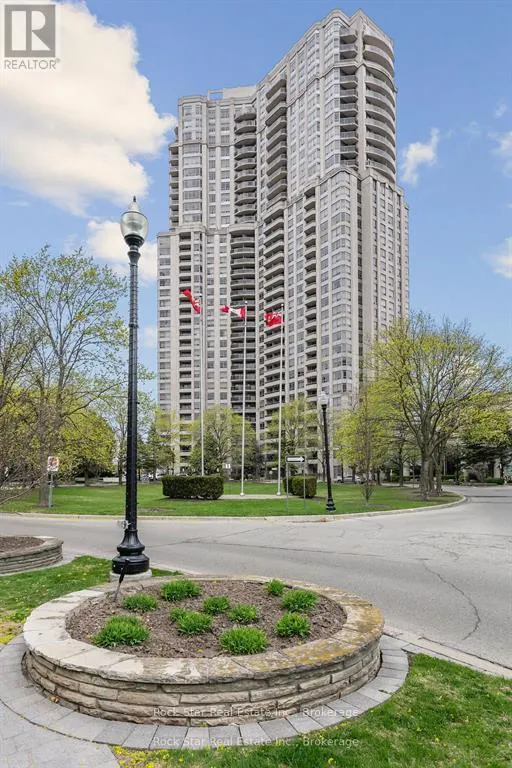 408 - 35 KINGSBRIDGE GARDEN CIRCLE, #408