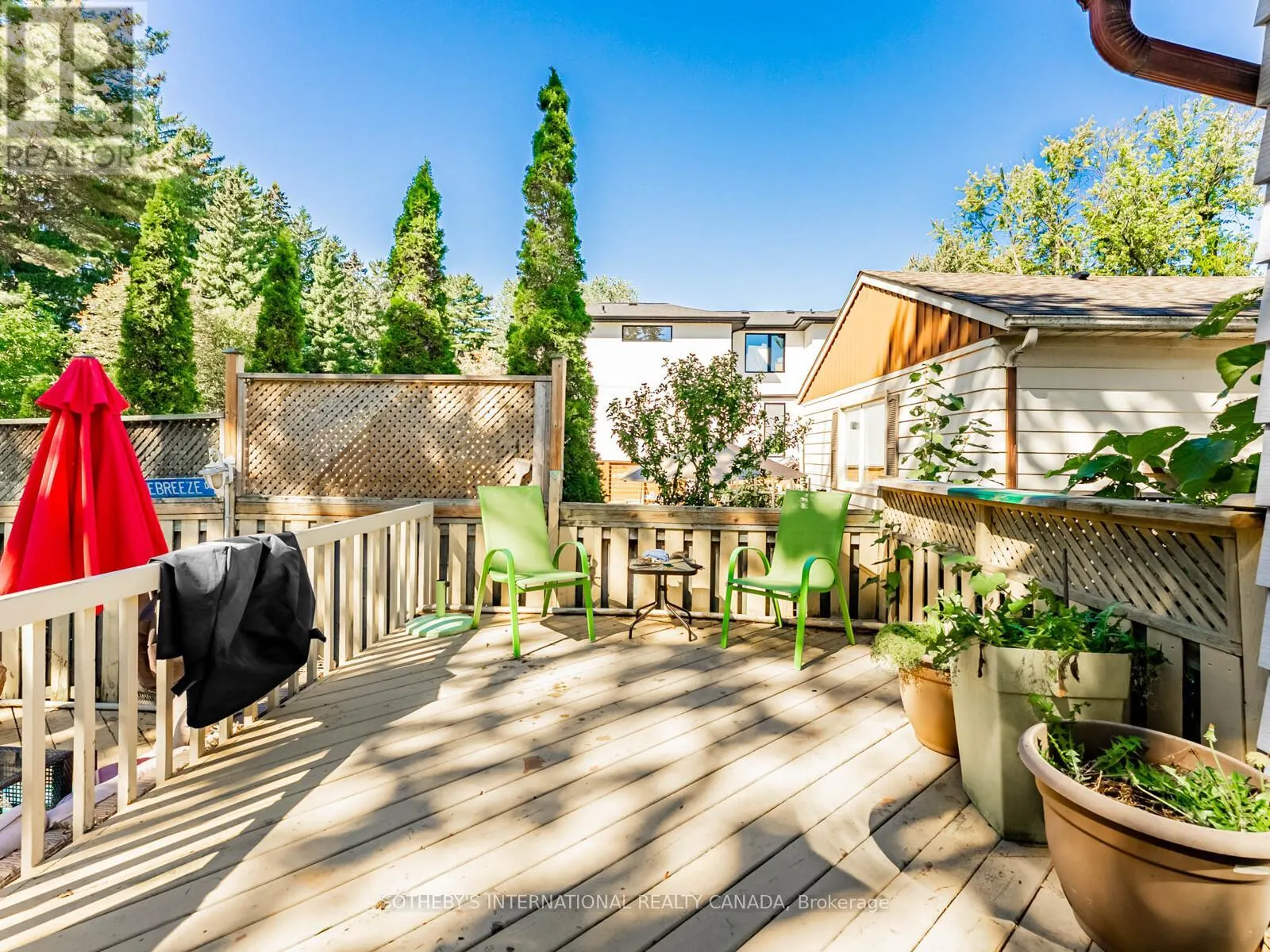 1218 LAKEBREEZE DRIVE