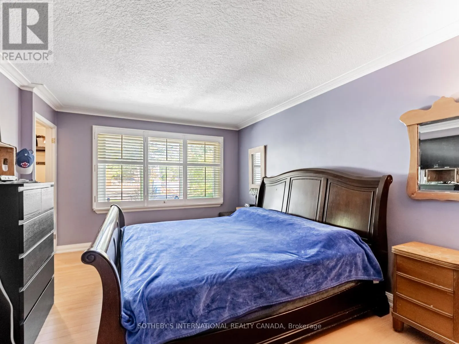 1218 LAKEBREEZE DRIVE