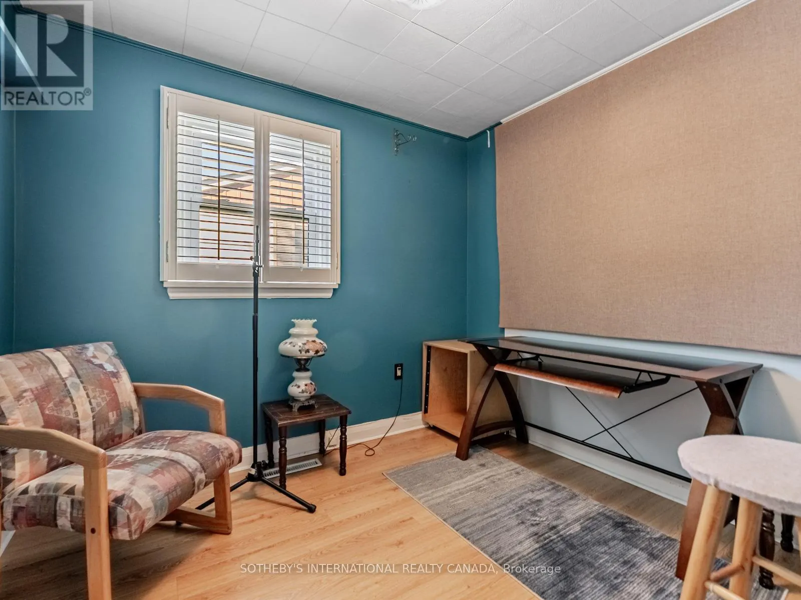 1218 LAKEBREEZE DRIVE