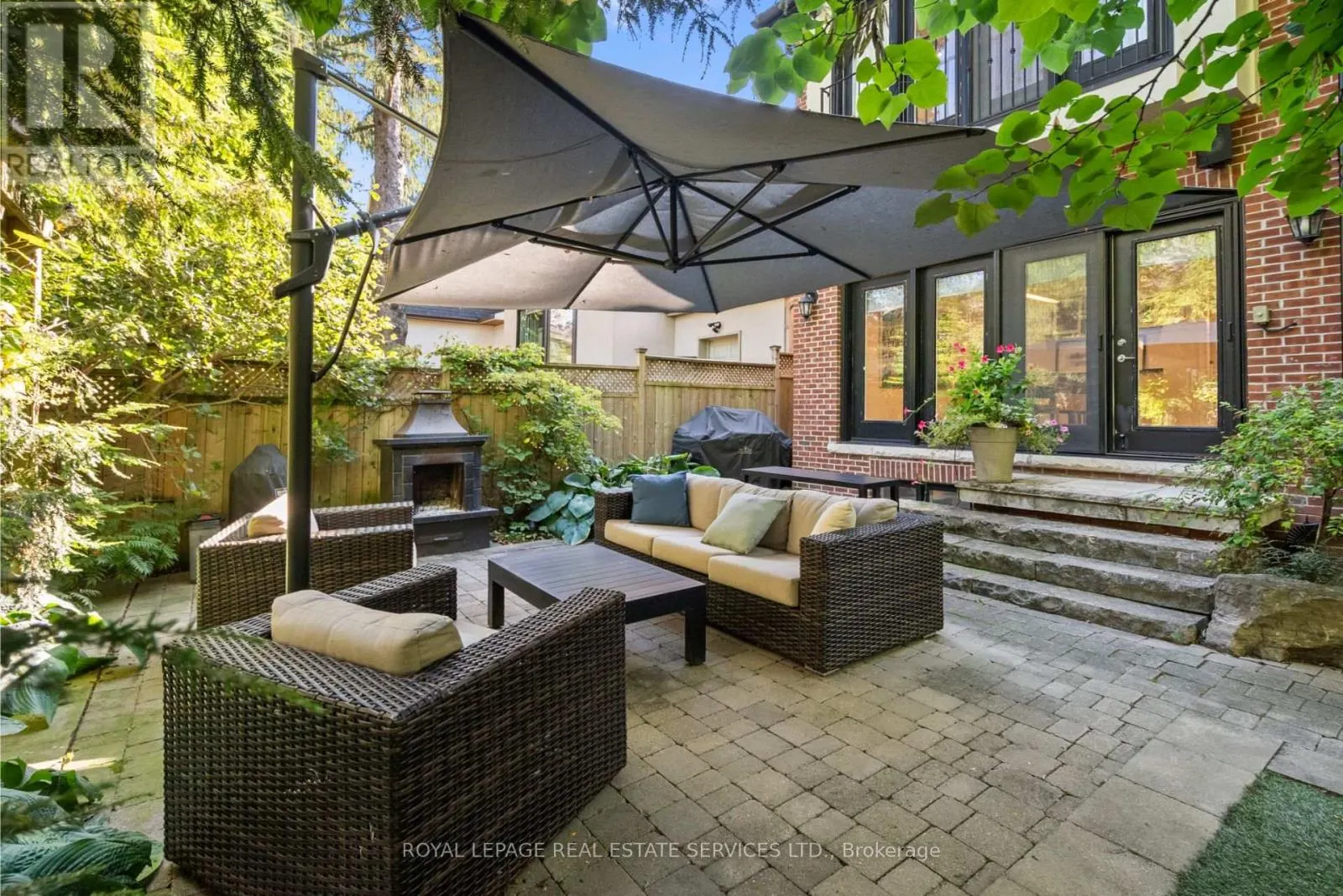 132 STRATH AVENUE