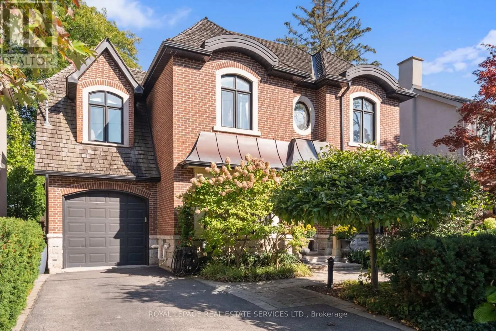 132 STRATH AVENUE