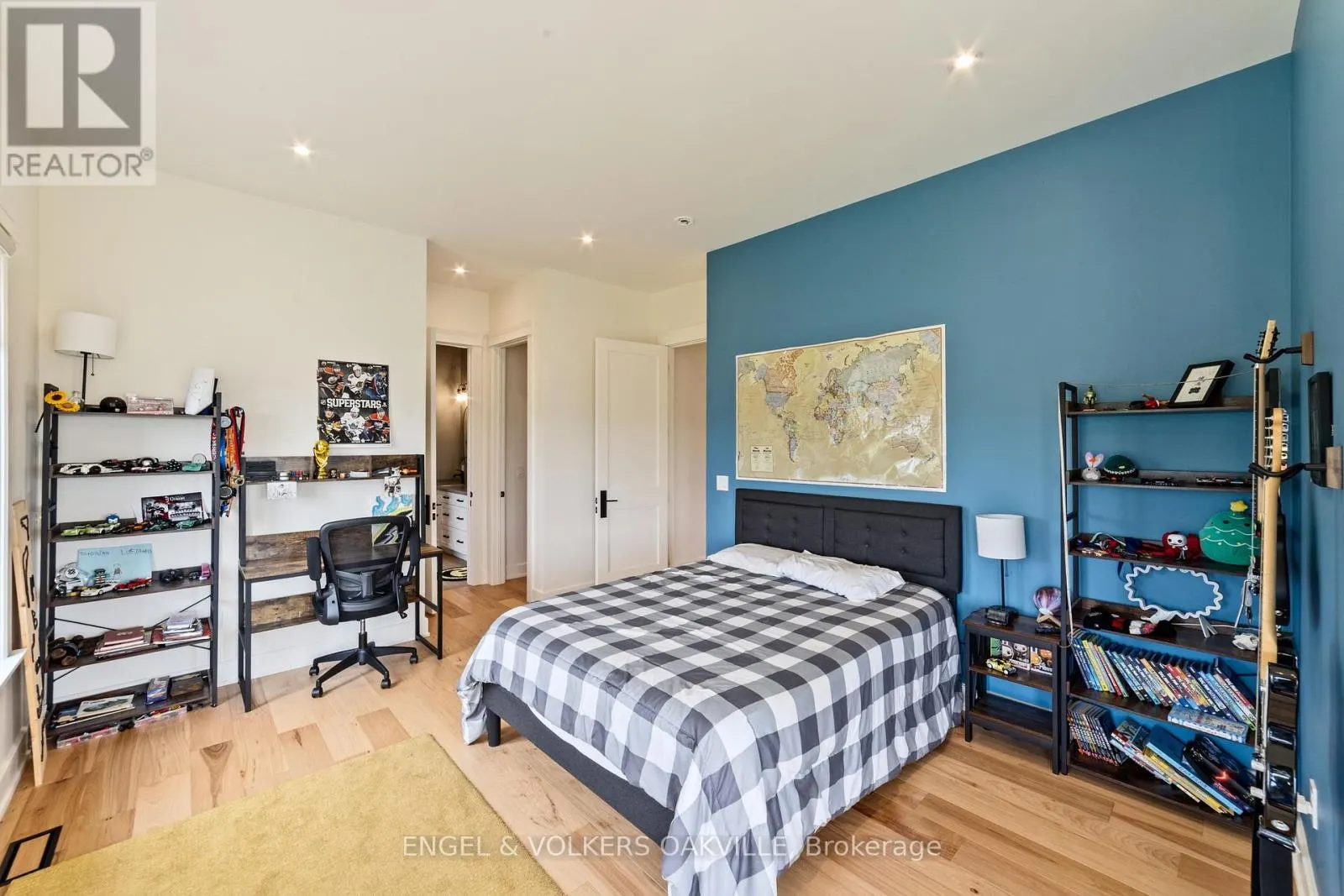 91 LOGAN ROAD