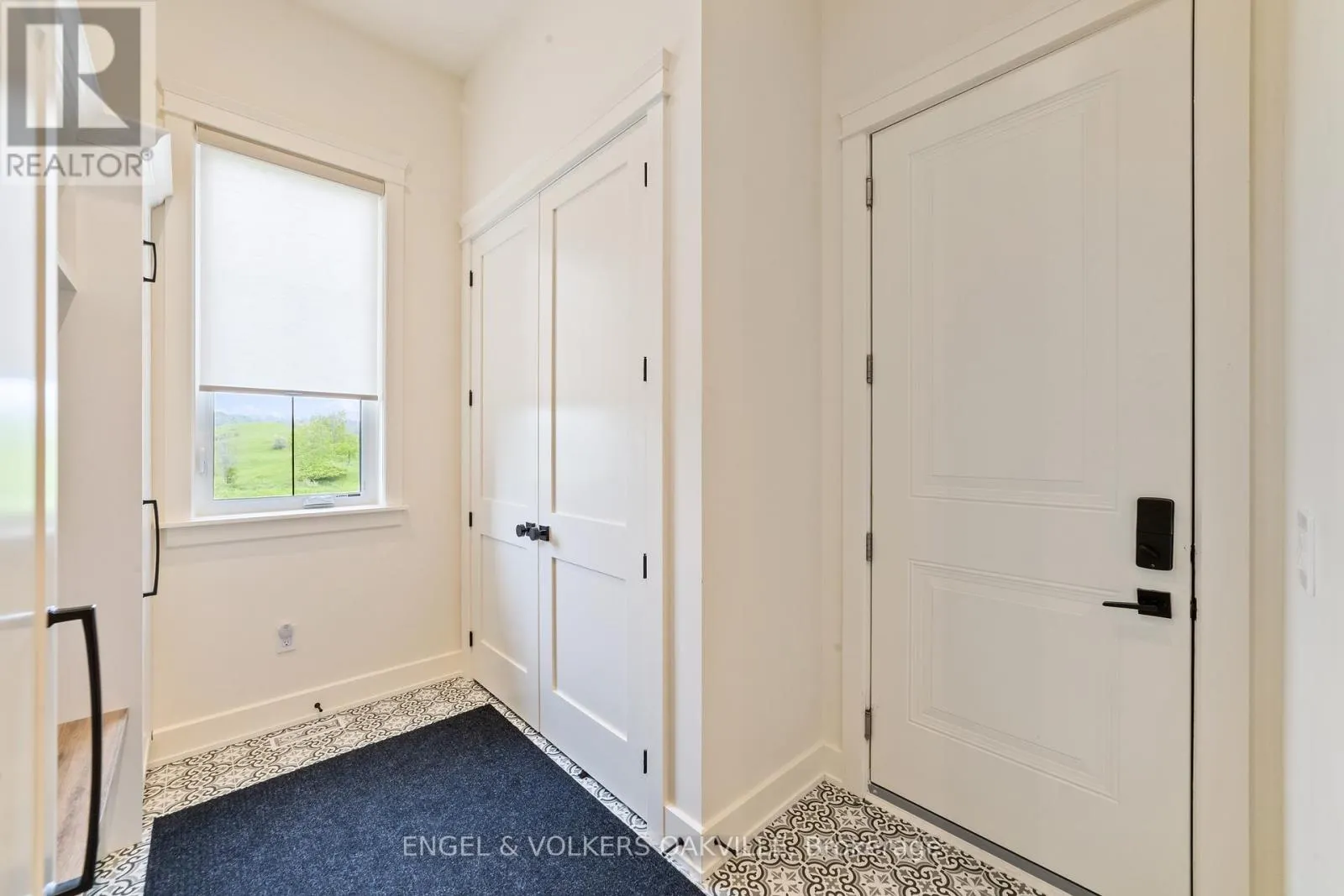 91 LOGAN ROAD