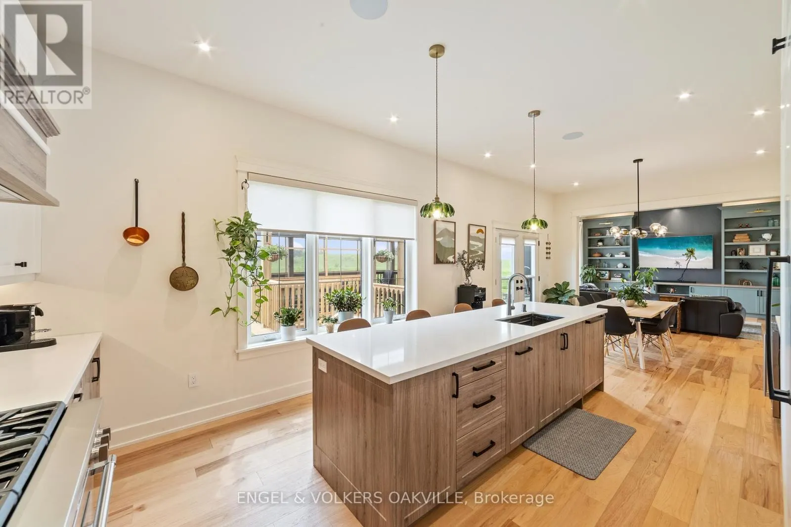 91 LOGAN ROAD