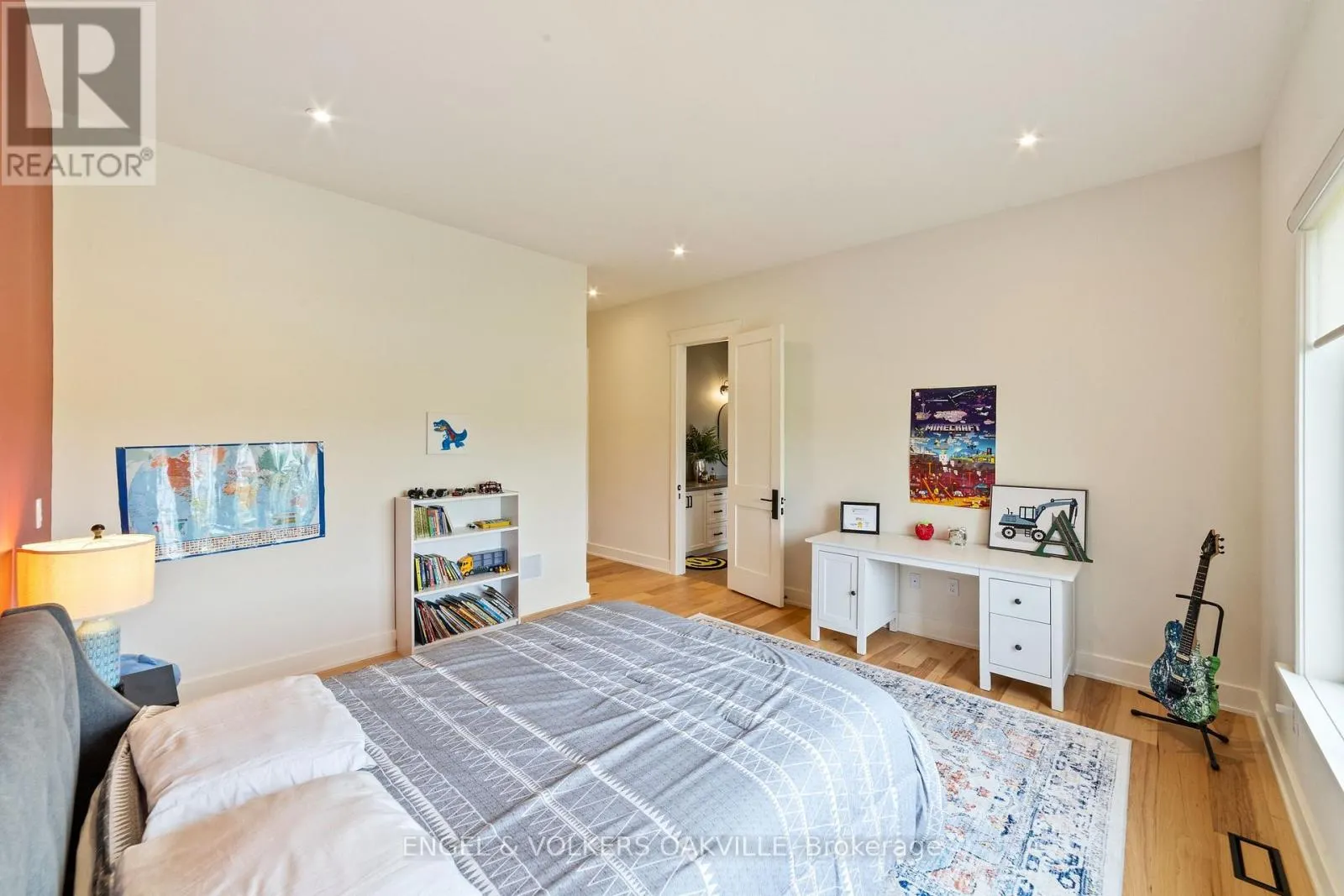 91 LOGAN ROAD
