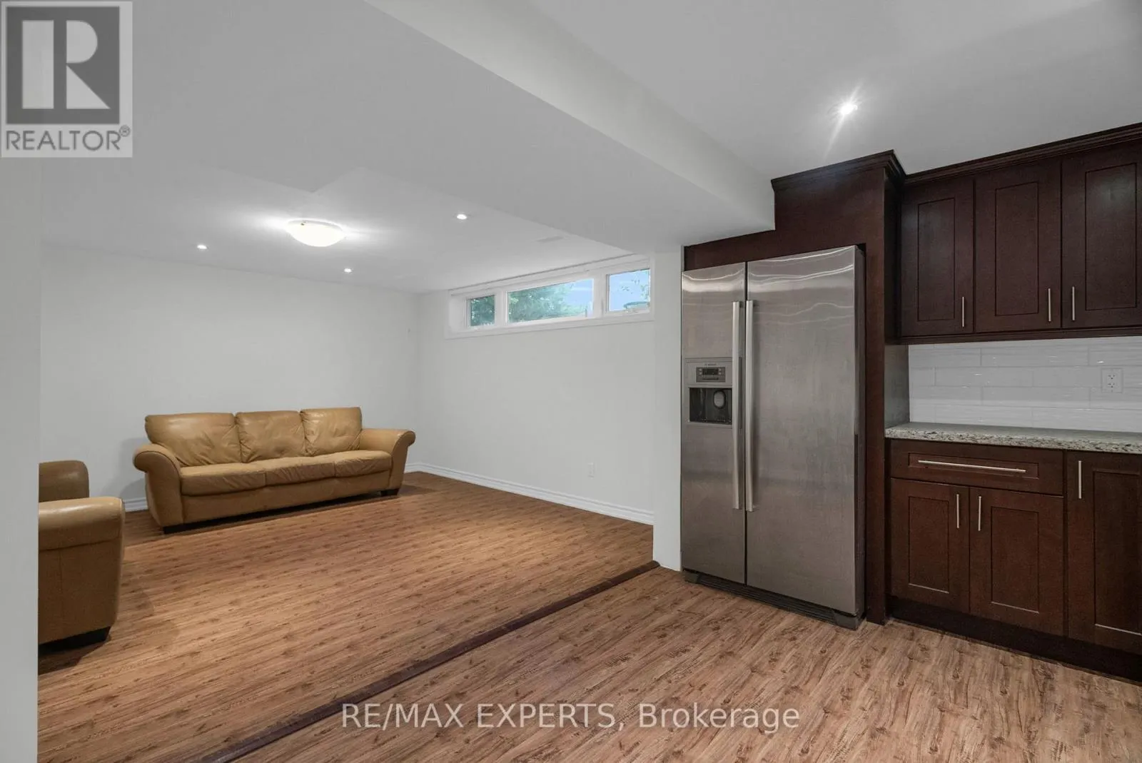 173 KINGSVIEW DRIVE