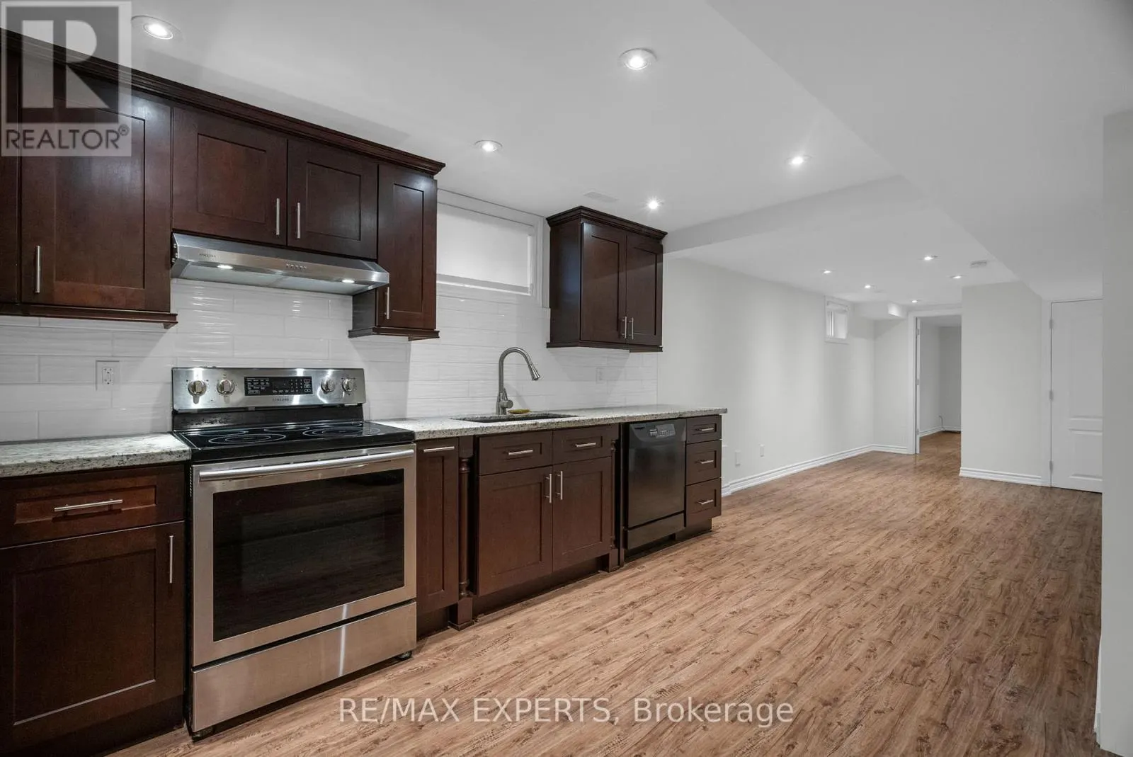 173 KINGSVIEW DRIVE