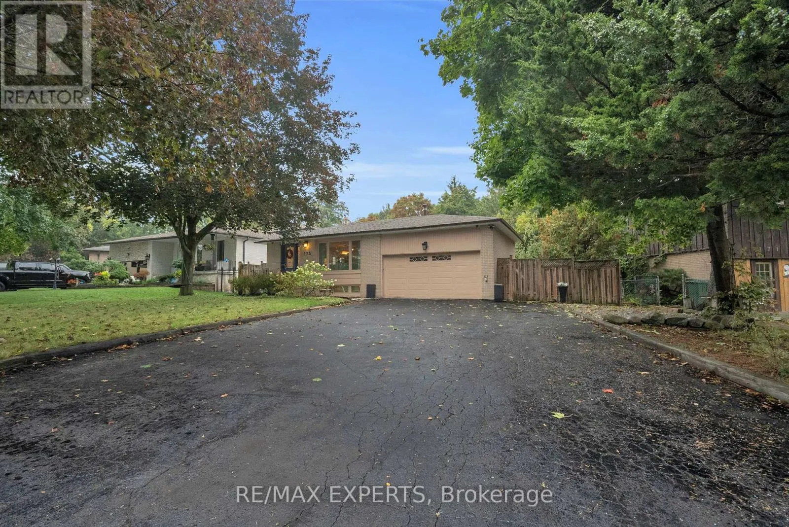 173 KINGSVIEW DRIVE