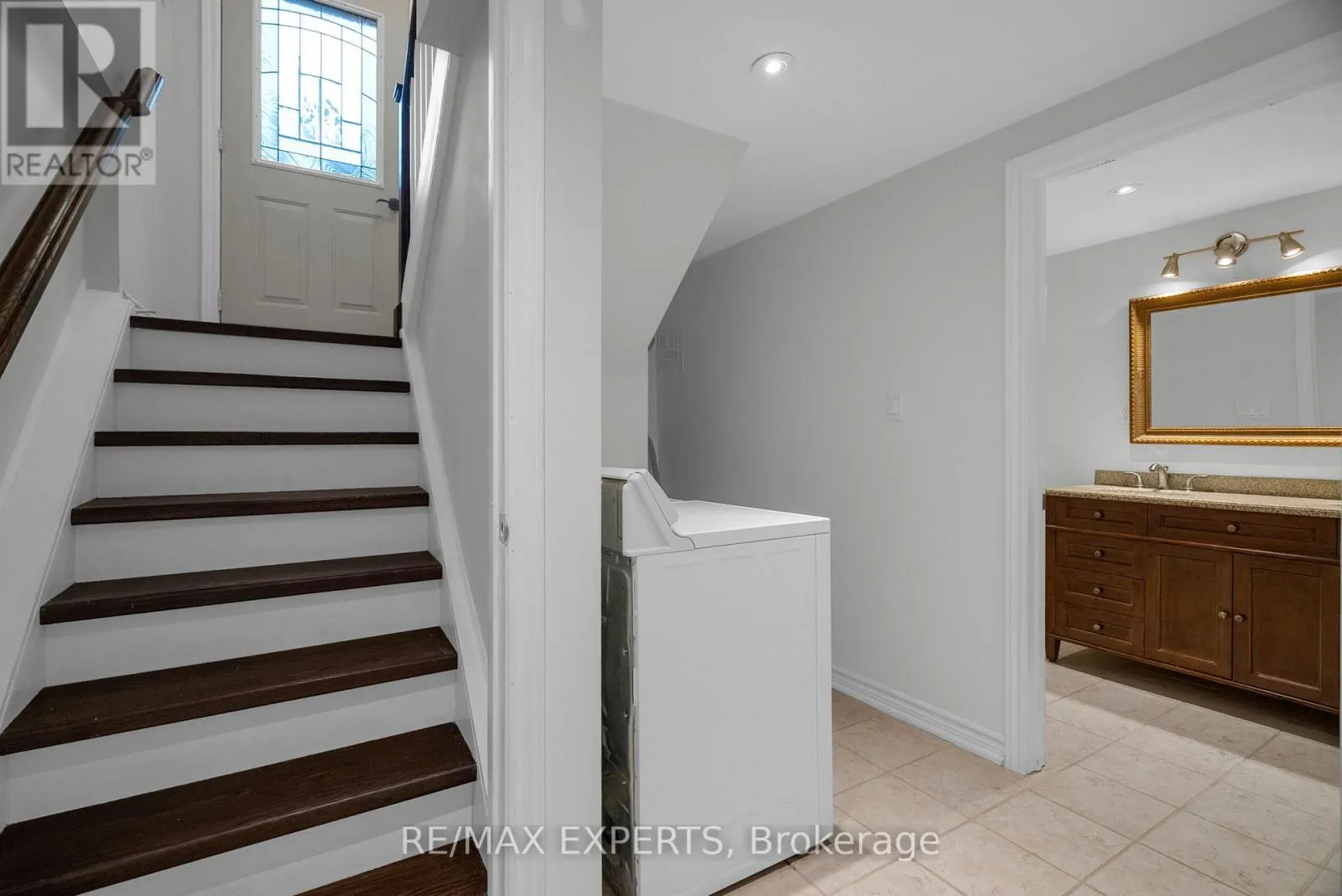 173 KINGSVIEW DRIVE