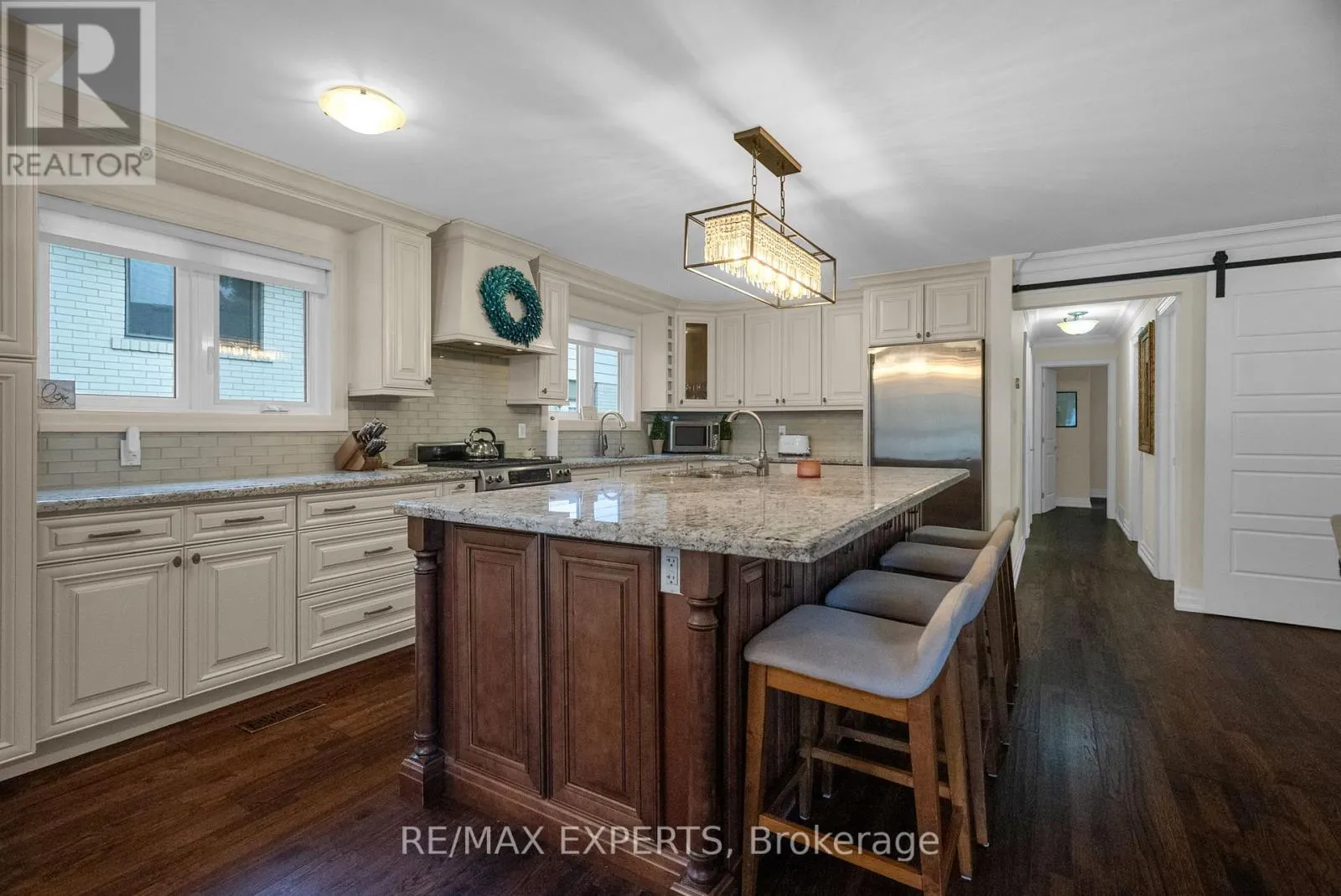 173 KINGSVIEW DRIVE