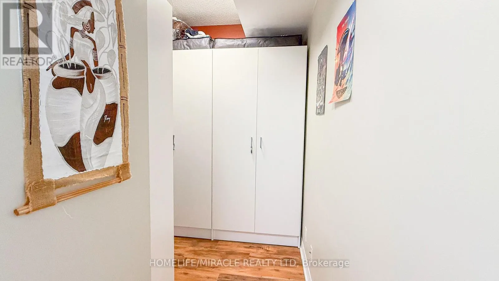 2803 - 220 BURNHAMTHORPE ROAD W