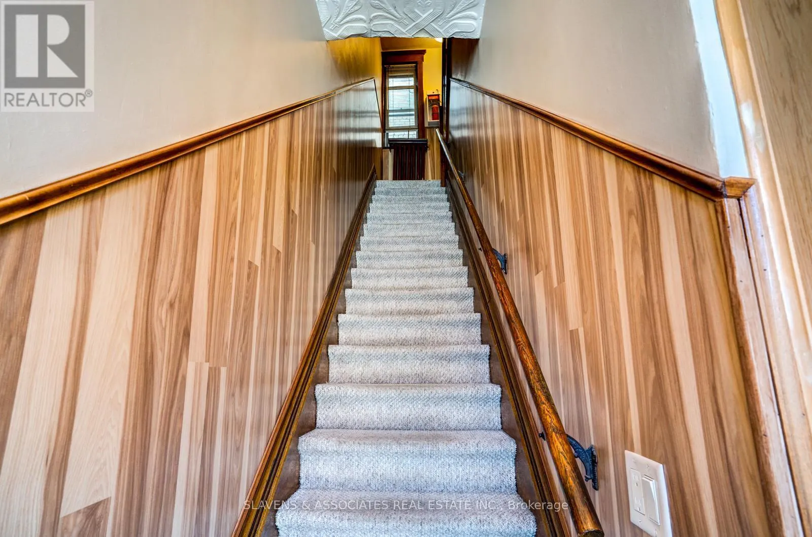 165 RONCESVALLES AVENUE