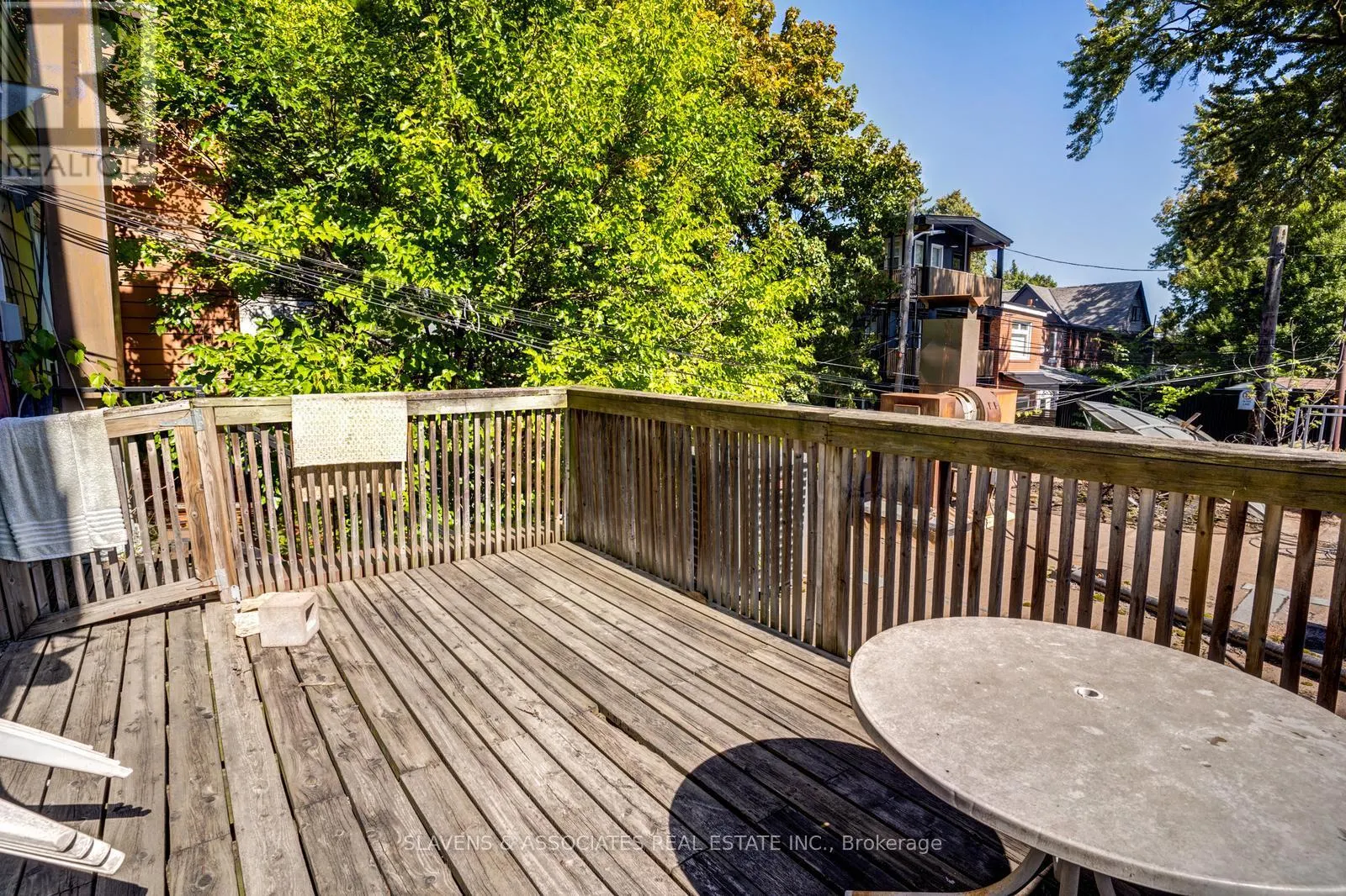 165 RONCESVALLES AVENUE
