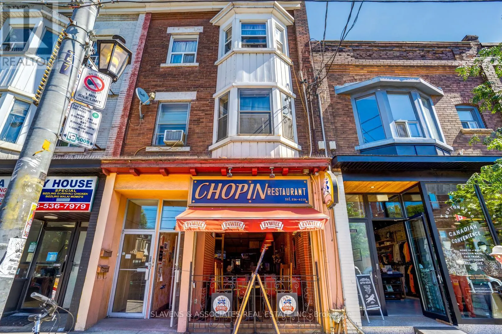 165 RONCESVALLES AVENUE