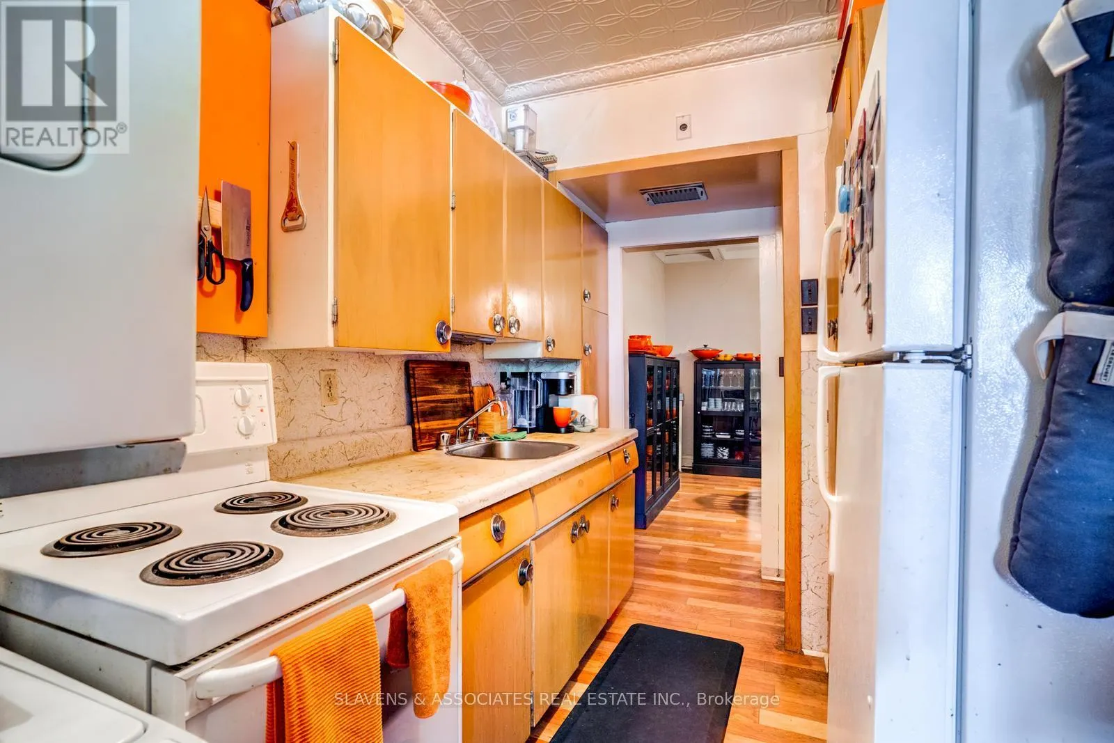 165 RONCESVALLES AVENUE