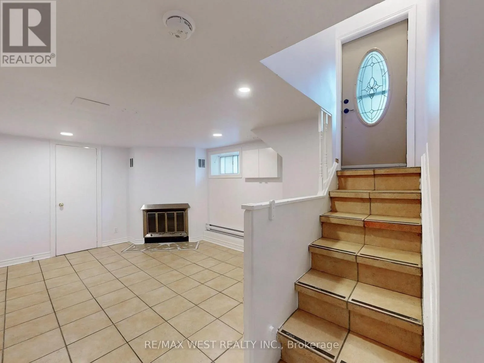 206 HOWARD PARK AVENUE