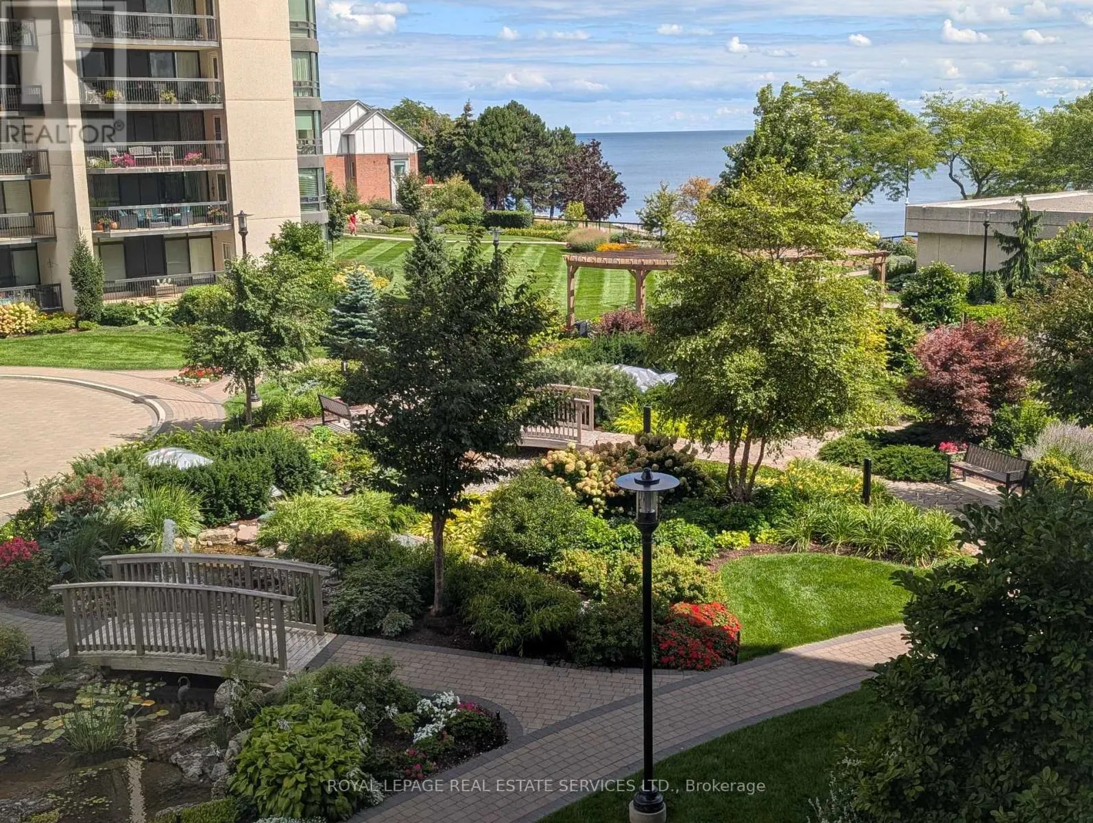 306 - 2180 MARINE DRIVE
