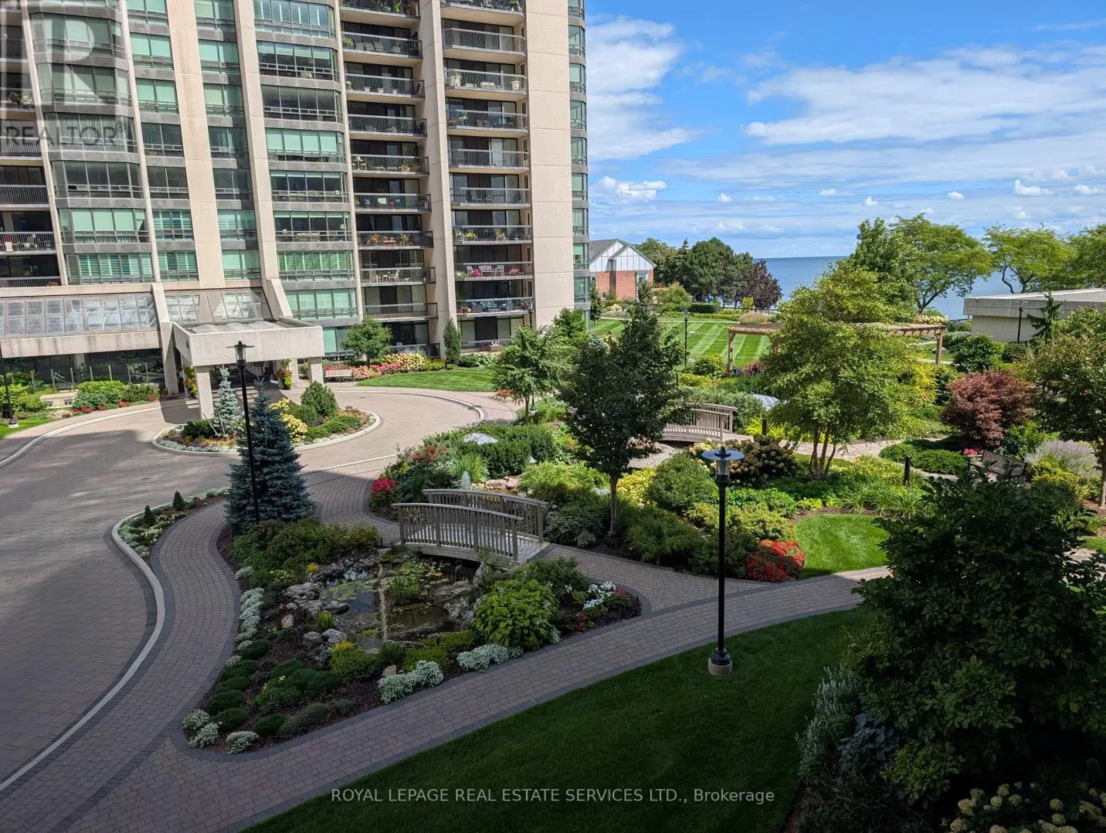306 - 2180 MARINE DRIVE