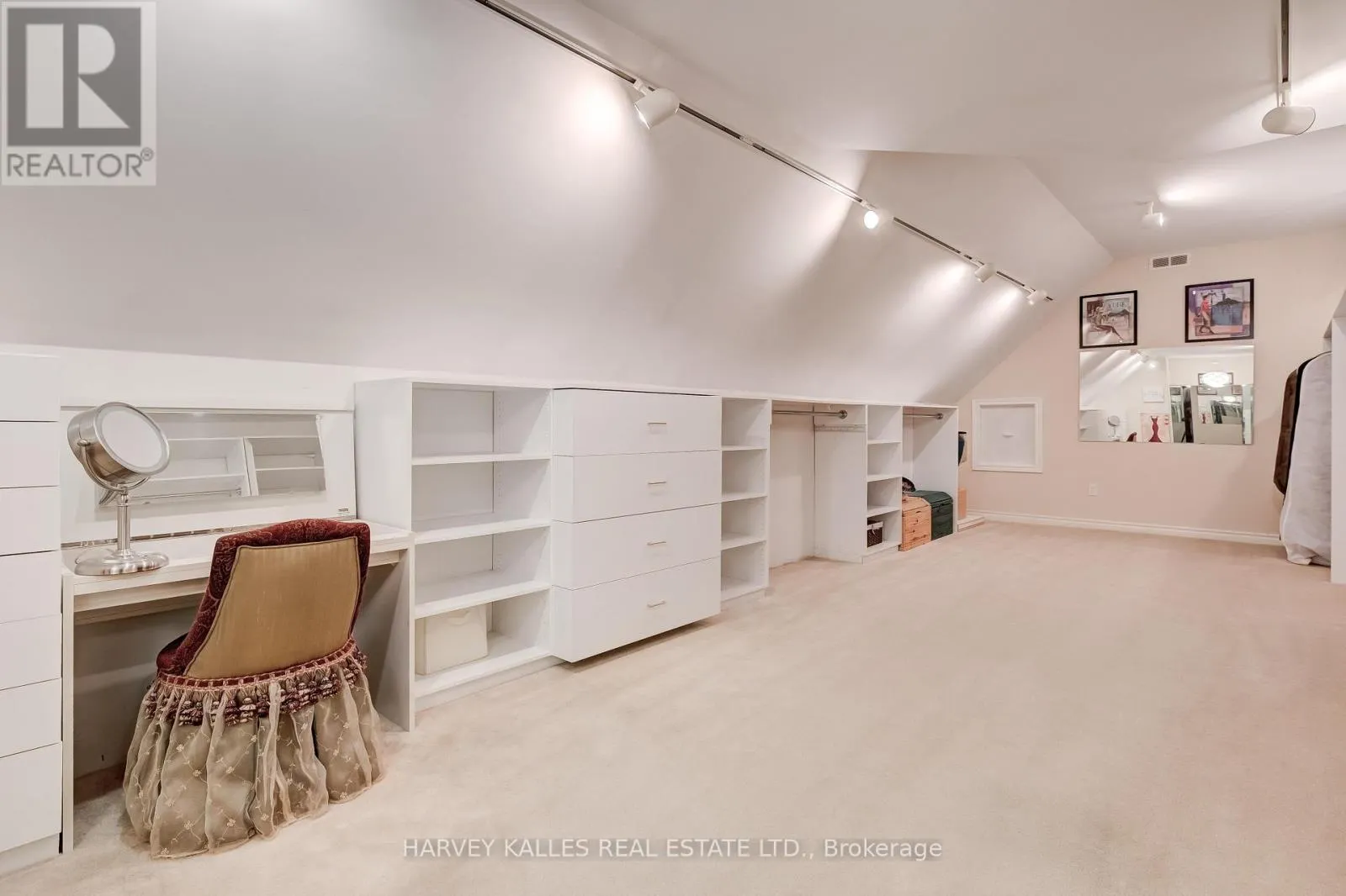 5108 FOREST HILL DRIVE