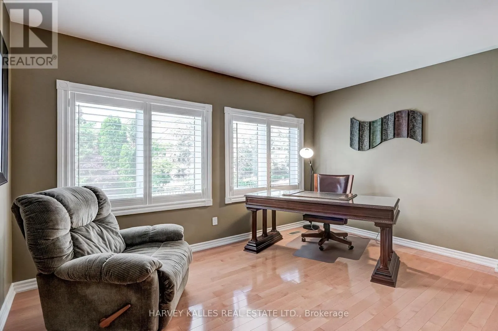 5108 FOREST HILL DRIVE