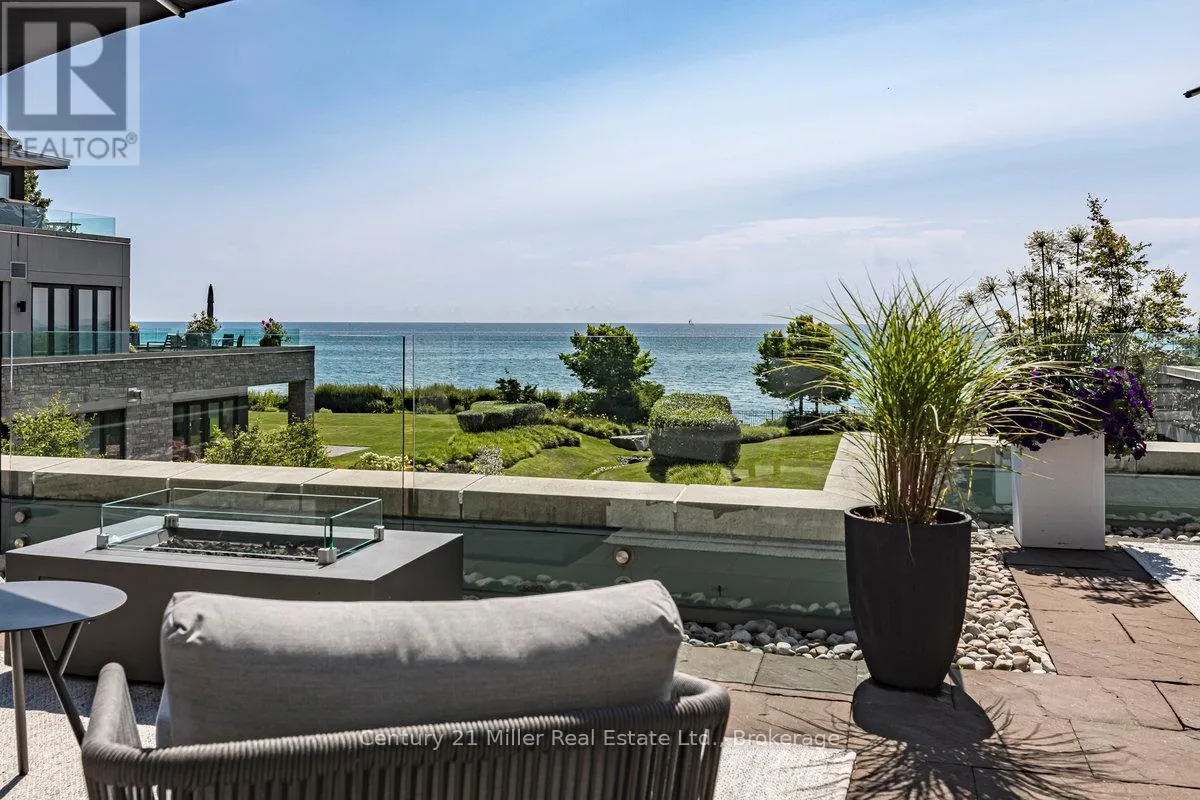 26 - 10 MAPLE GROVE DRIVE, #26