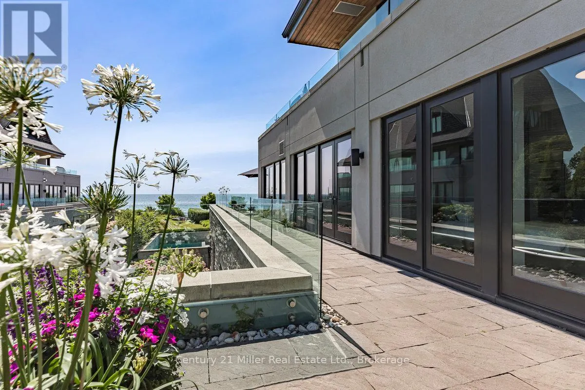 26 - 10 MAPLE GROVE DRIVE, #26