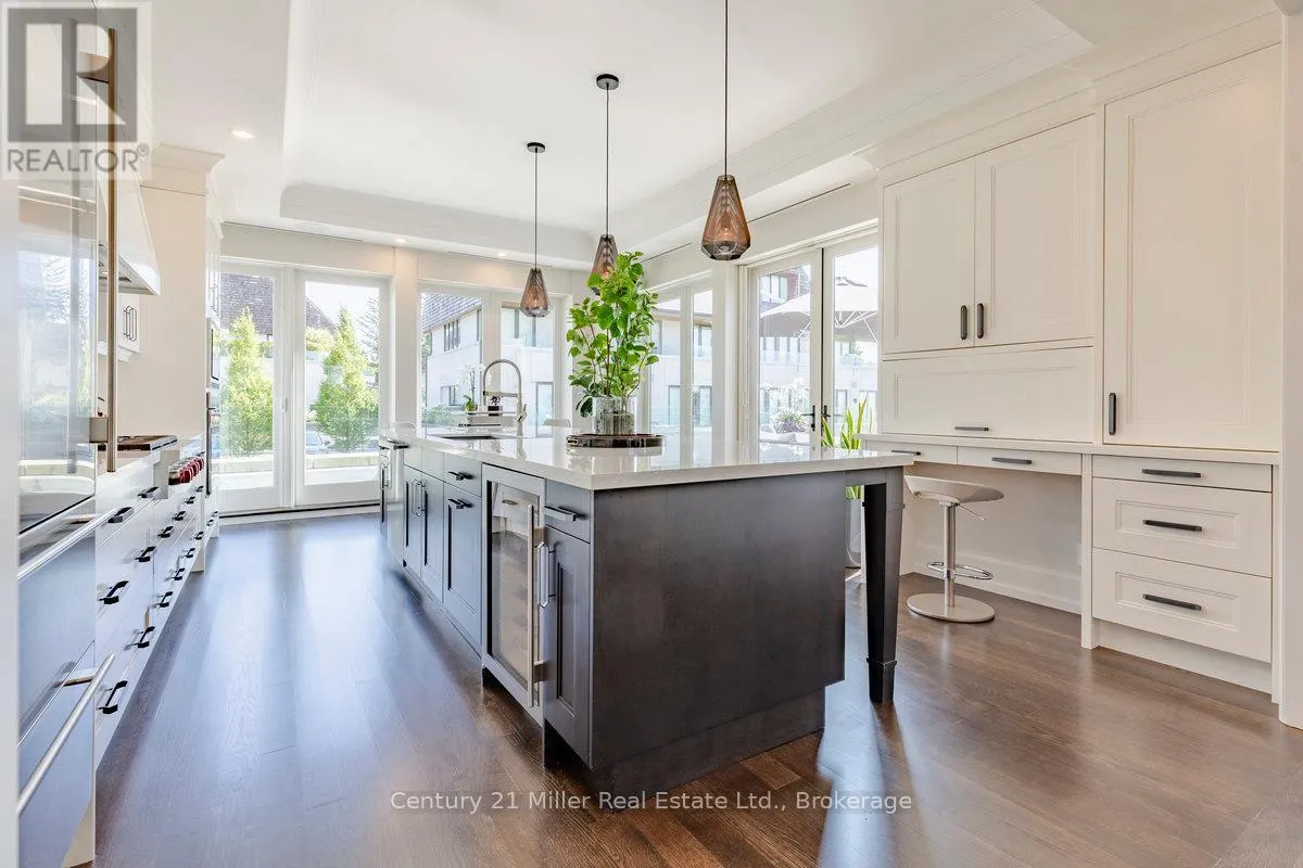 26 - 10 MAPLE GROVE DRIVE, #26