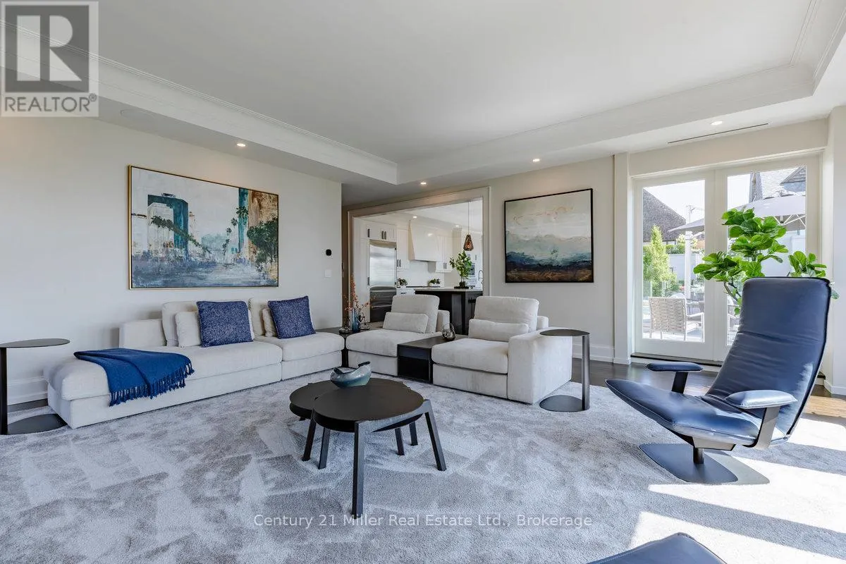 26 - 10 MAPLE GROVE DRIVE, #26