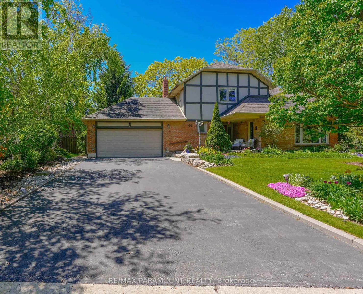 44 CAIRNMORE COURT