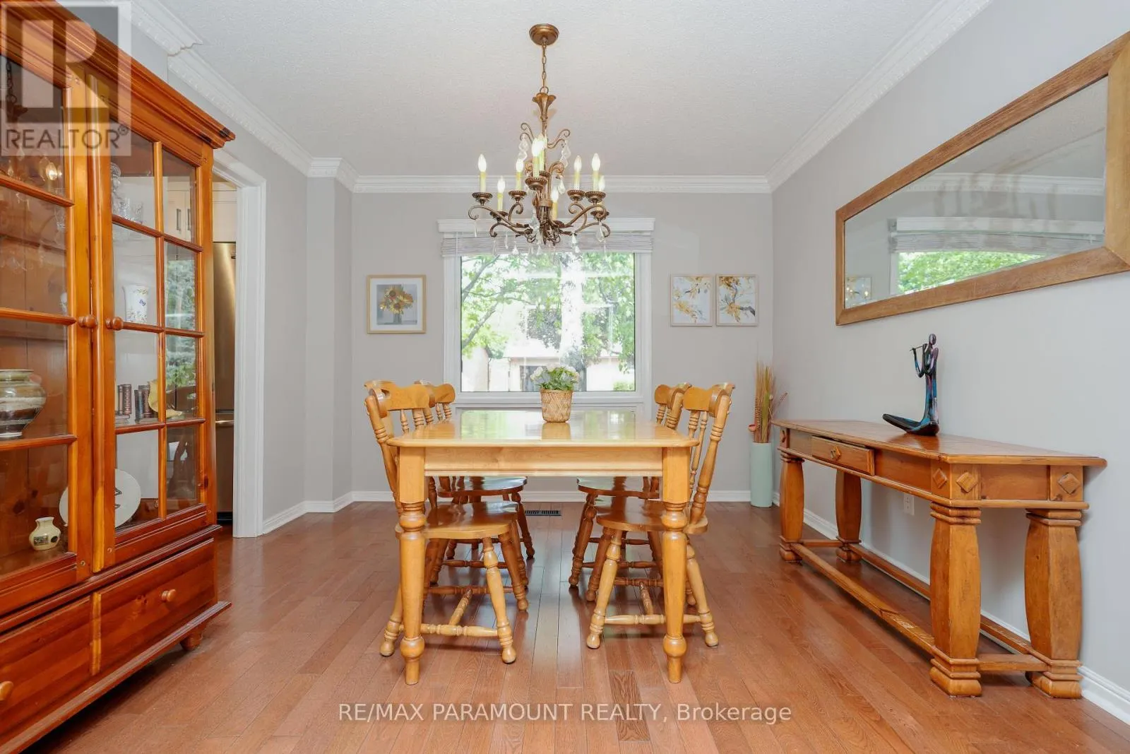 44 CAIRNMORE COURT