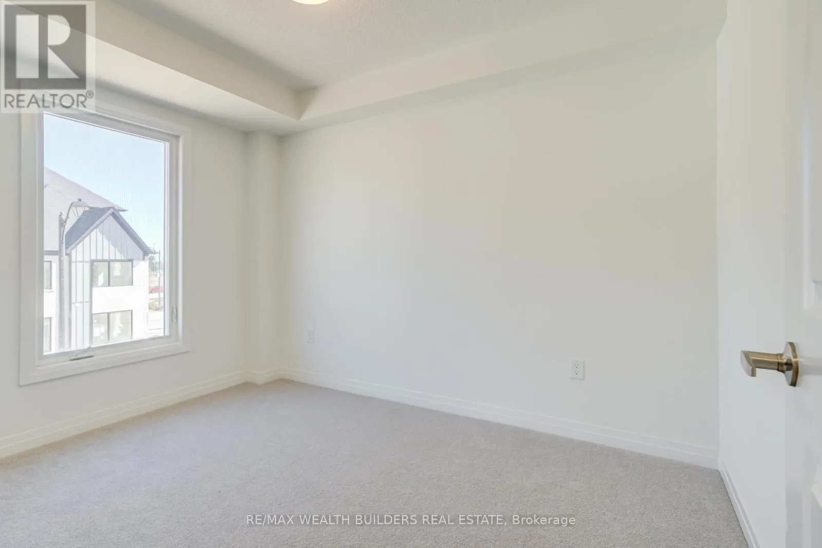 1 KINGS HILL DRIVE