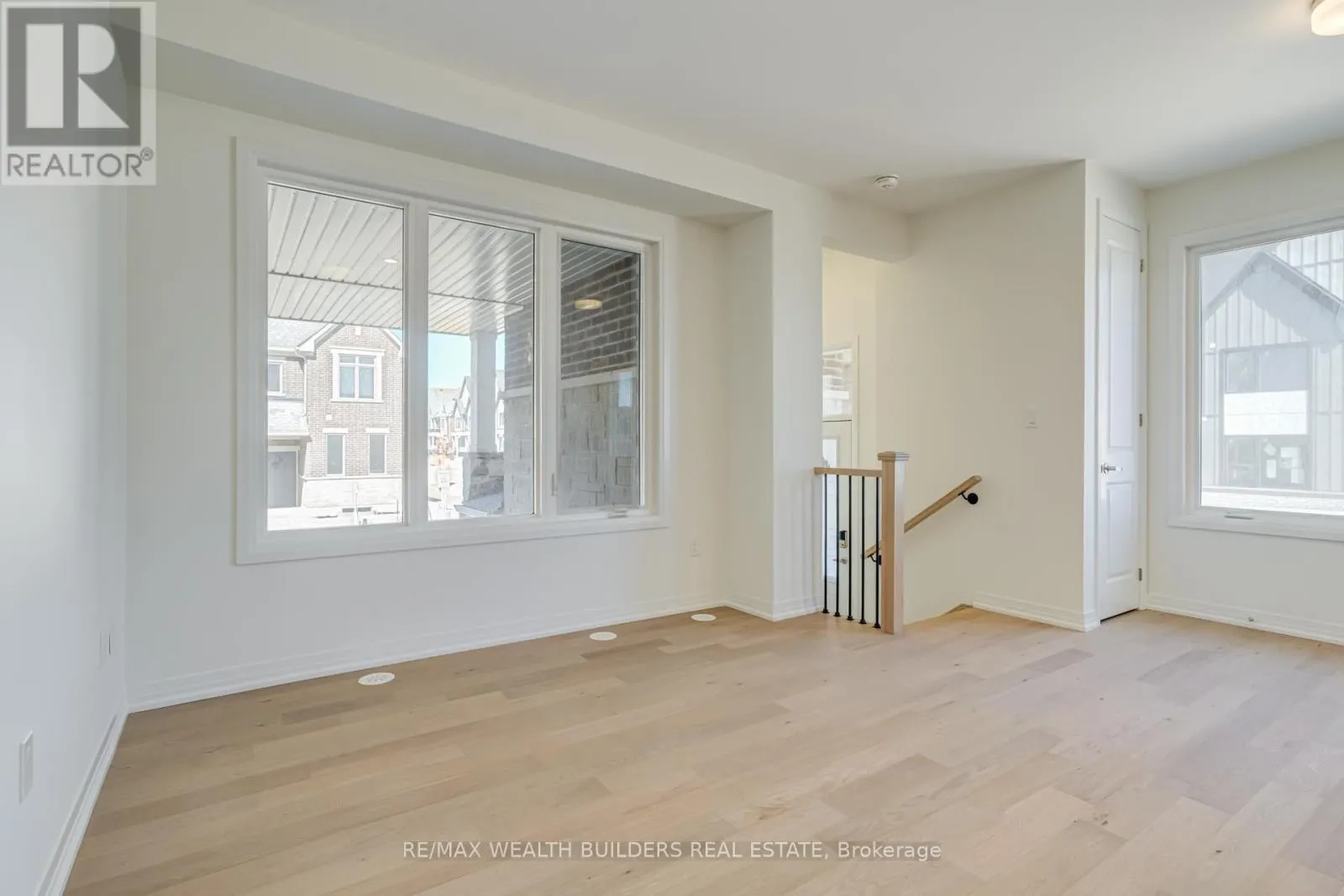 1 KINGS HILL DRIVE