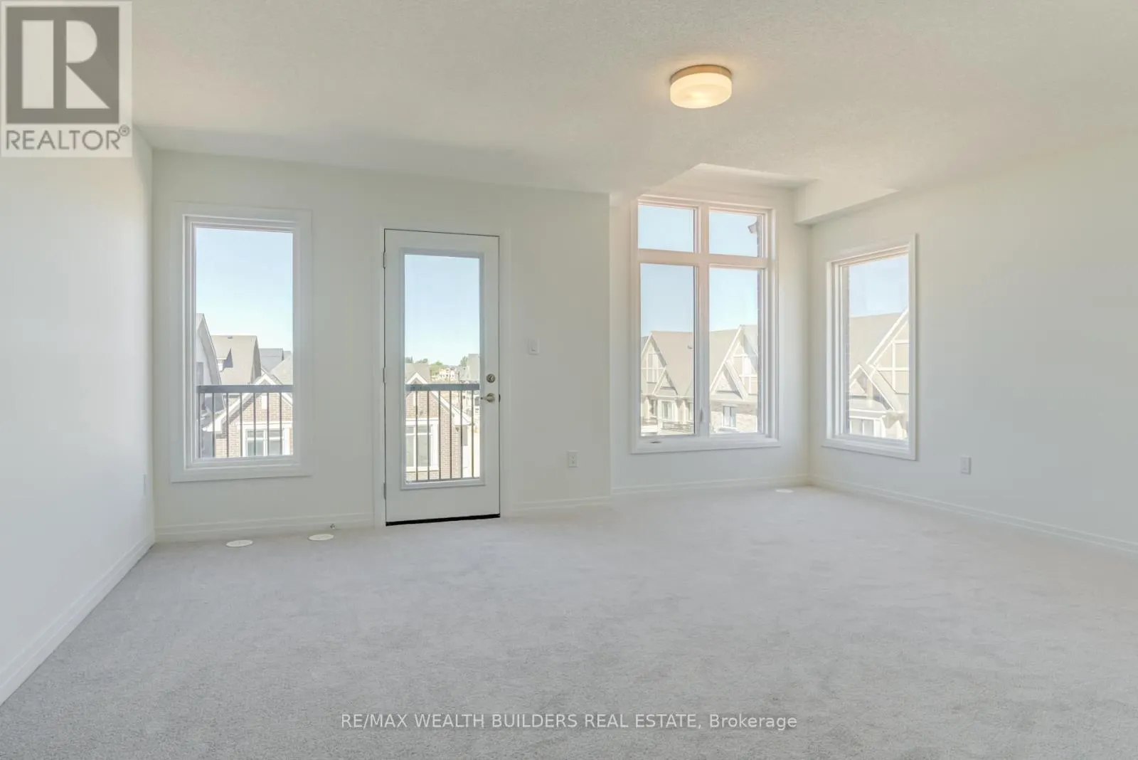 1 KINGS HILL DRIVE