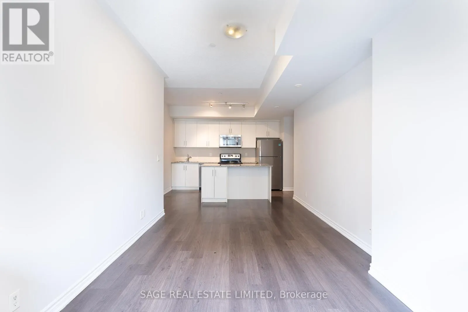 5 - 140 LONG BRANCH AVENUE