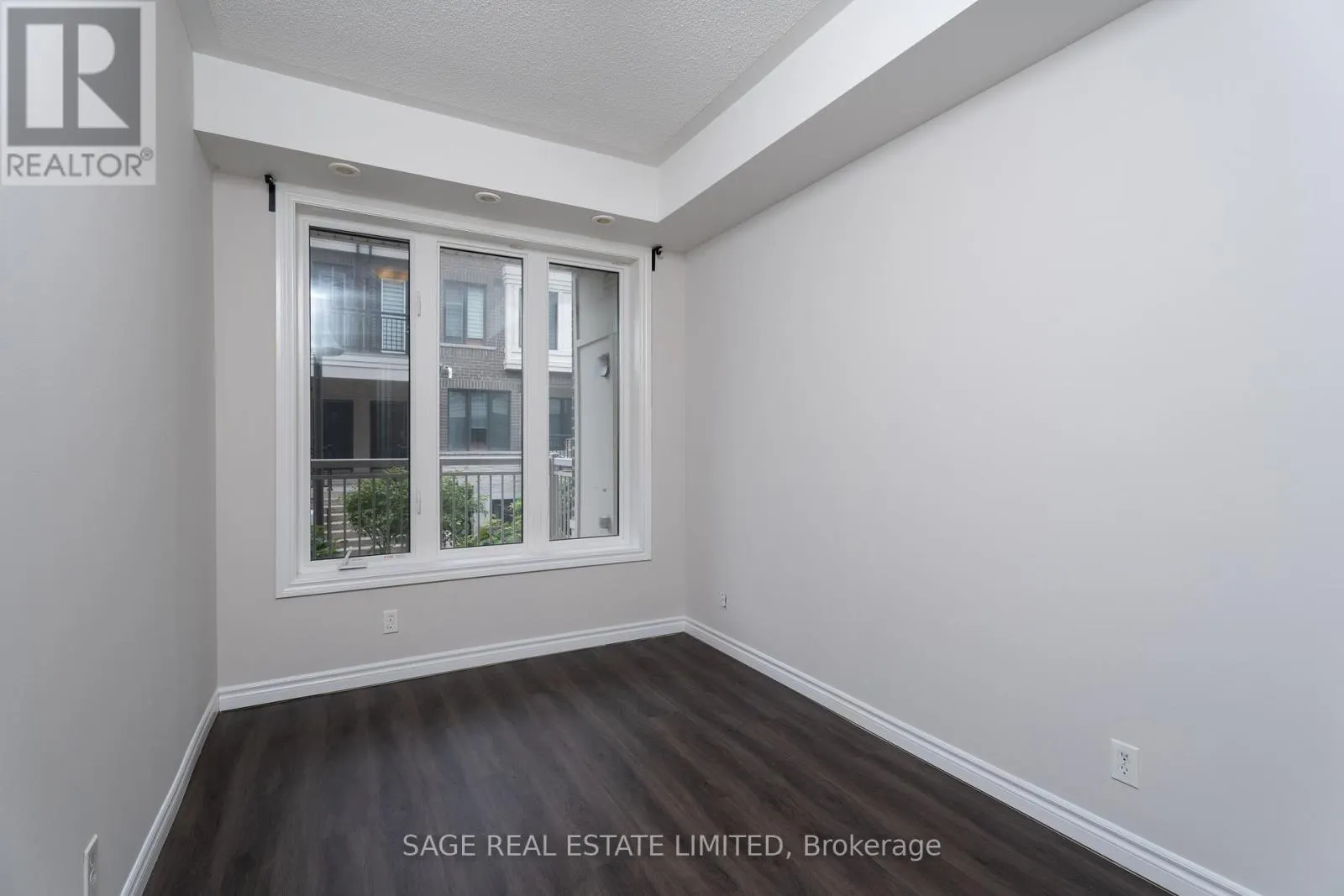 5 - 140 LONG BRANCH AVENUE