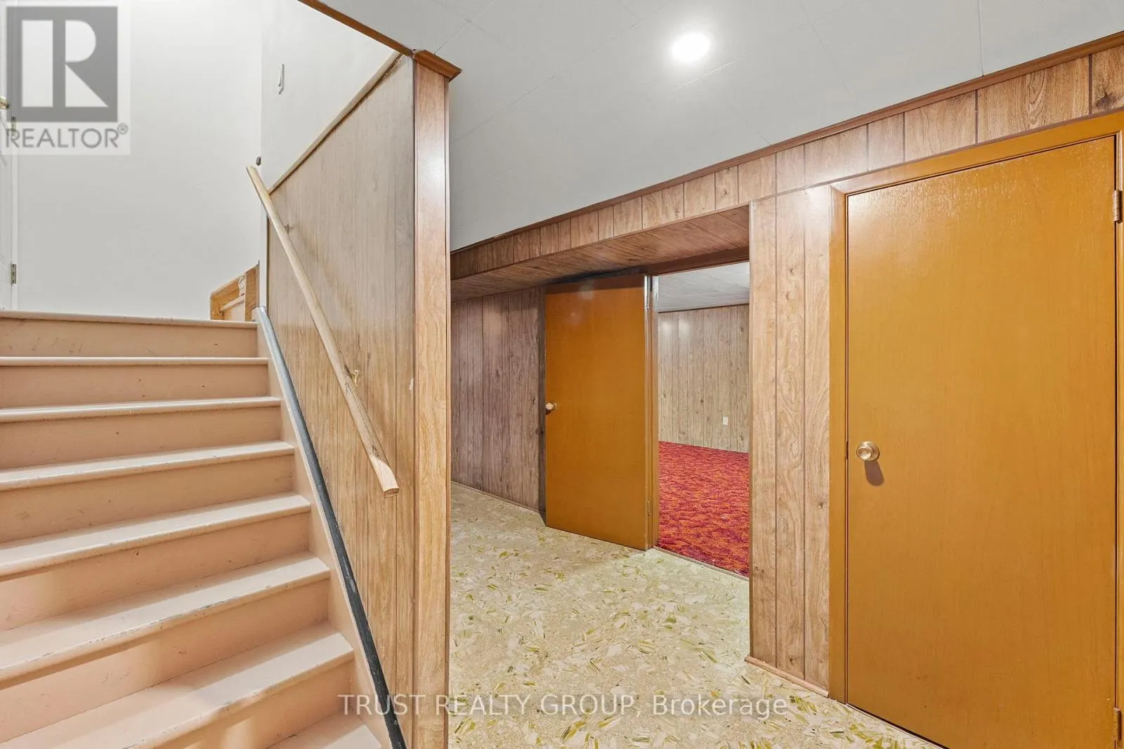 43 WESTMINSTER AVENUE