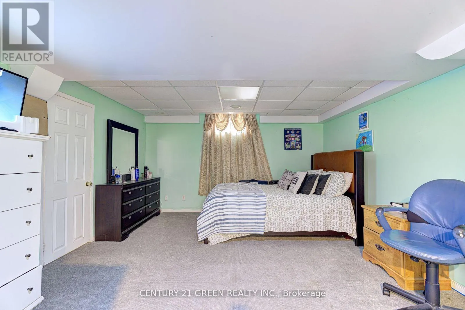 3 DESERT SAND DRIVE