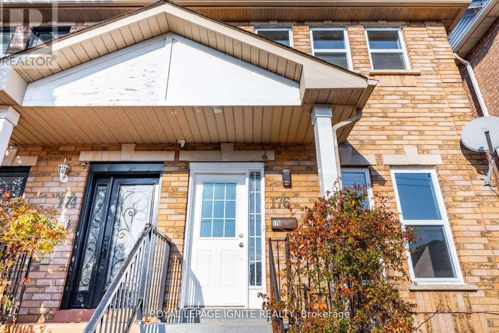 UPPER - 176 WRIGHT AVENUE
