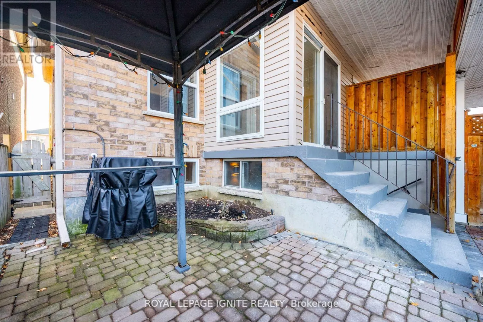 UPPER - 176 WRIGHT AVENUE