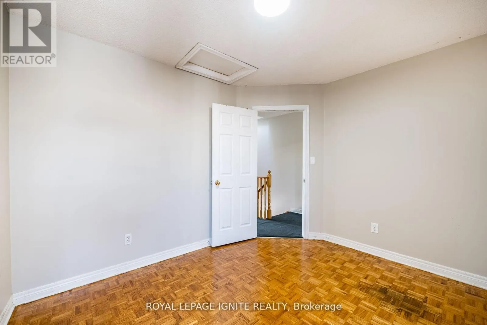 UPPER - 176 WRIGHT AVENUE