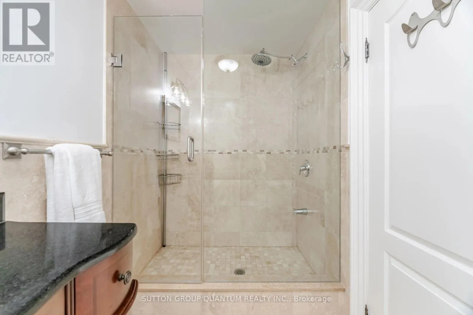 1063 GREENOAKS DRIVE