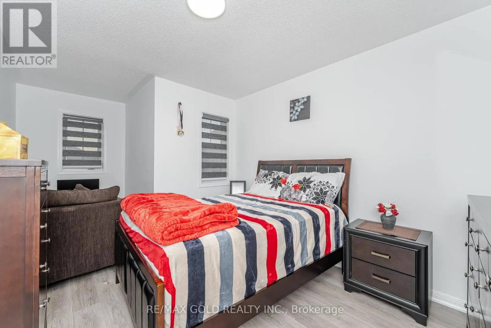 152 VANHORNE CLOSE