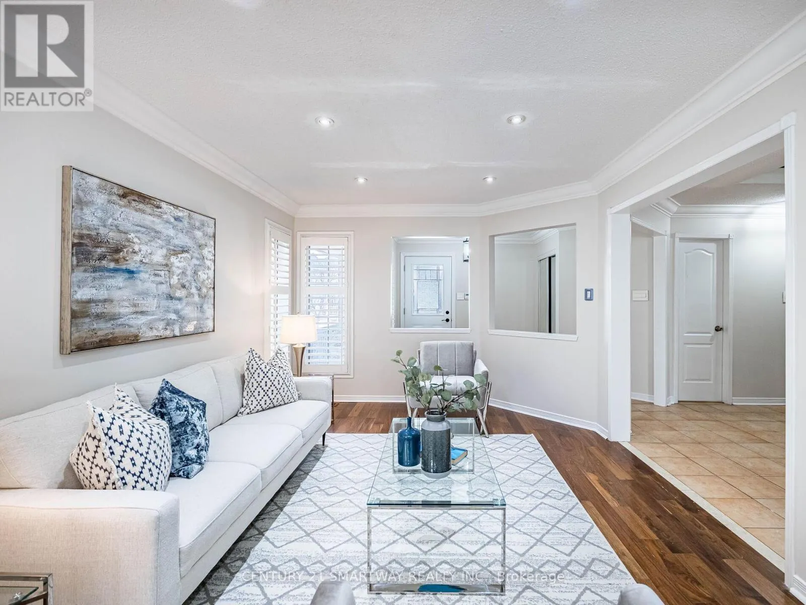 124 PORCHLIGHT ROAD
