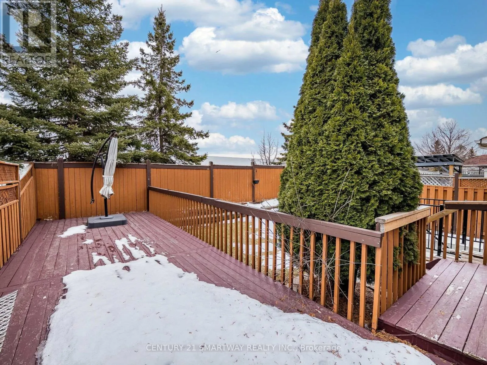 124 PORCHLIGHT ROAD